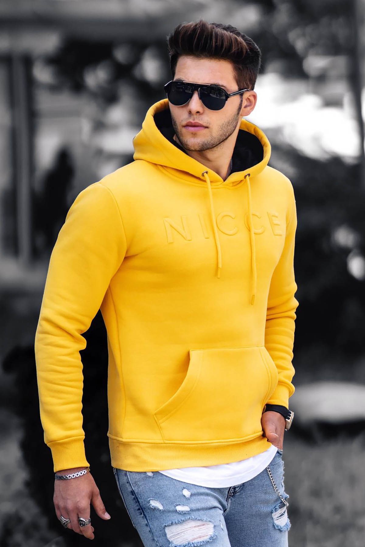 sarı kapşonlu sweatshirt