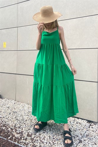 Yeşil Sırt Dekolteli Pileli Uzun Elbise